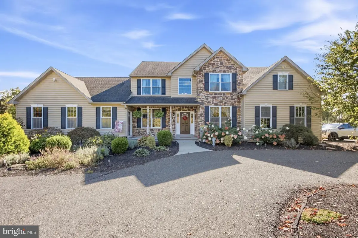 2180 Miller Rd, East Greenville, PA 18041 - #1