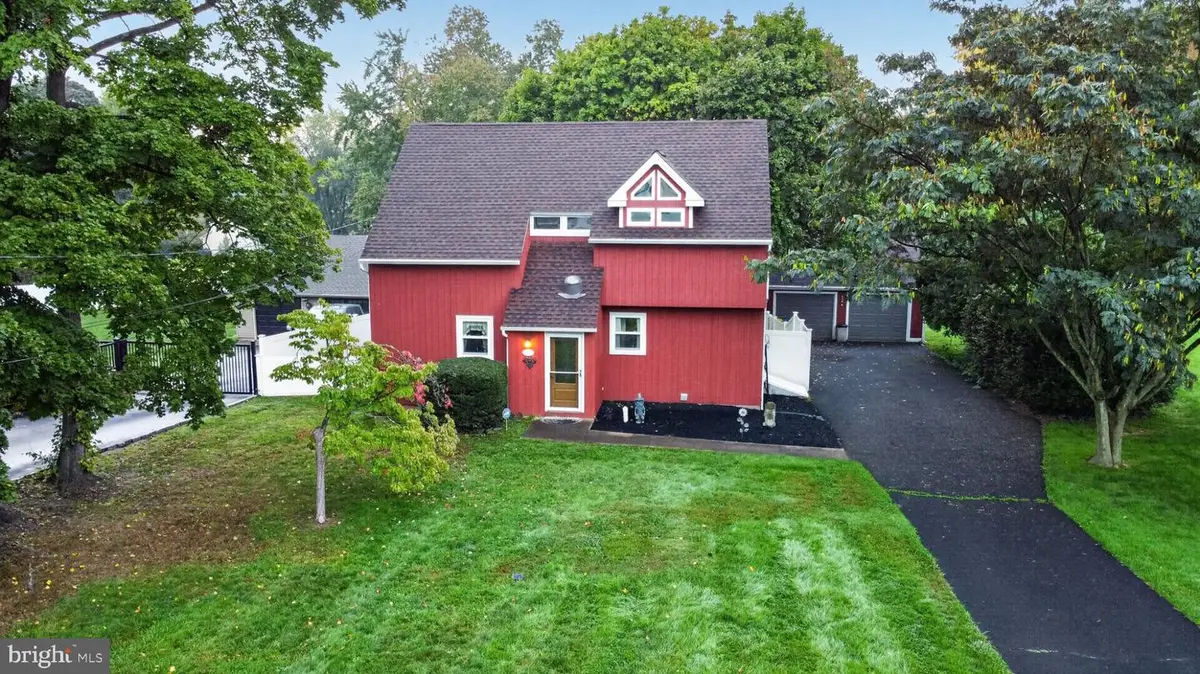 6231 Washington Ln, Bensalem, PA 19020 - #1