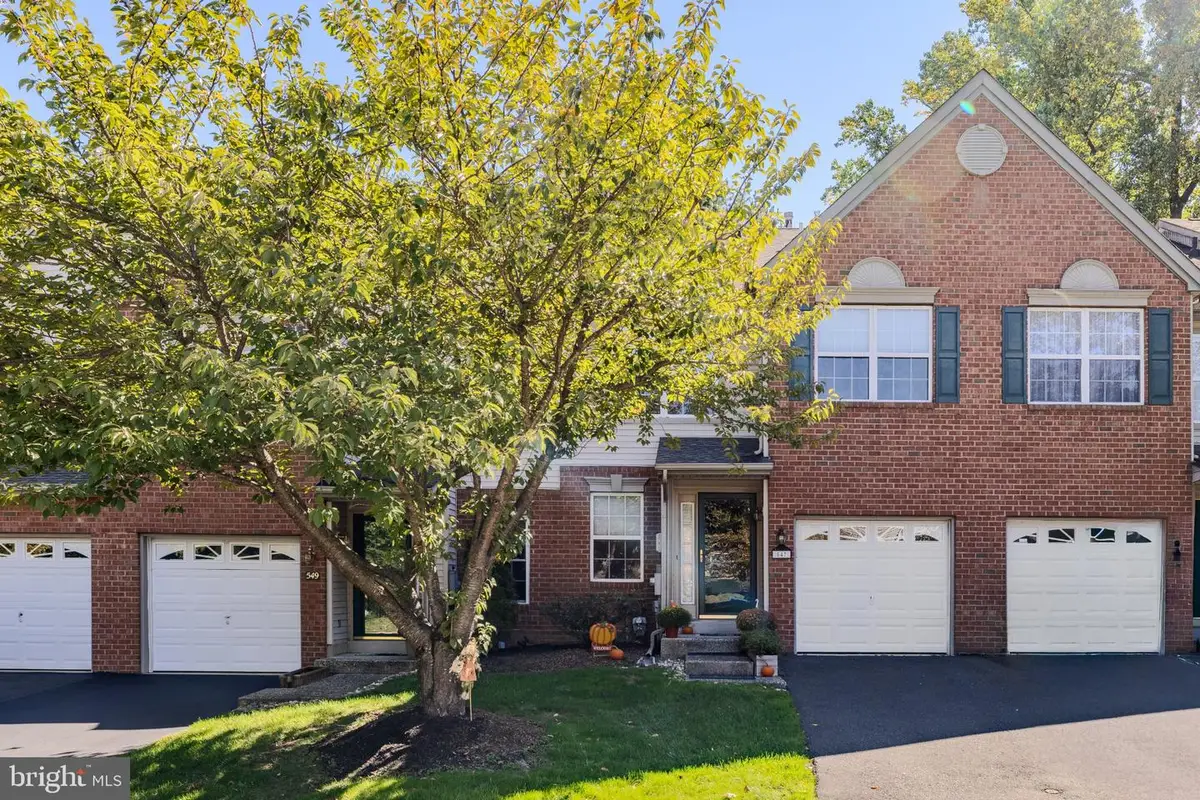 547 Jason Dr, Southampton, PA 18966 - #1