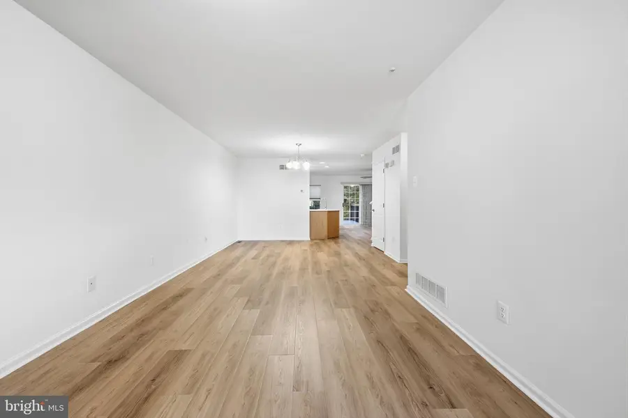 547 Jason Dr, Southampton, PA 18966 - #3