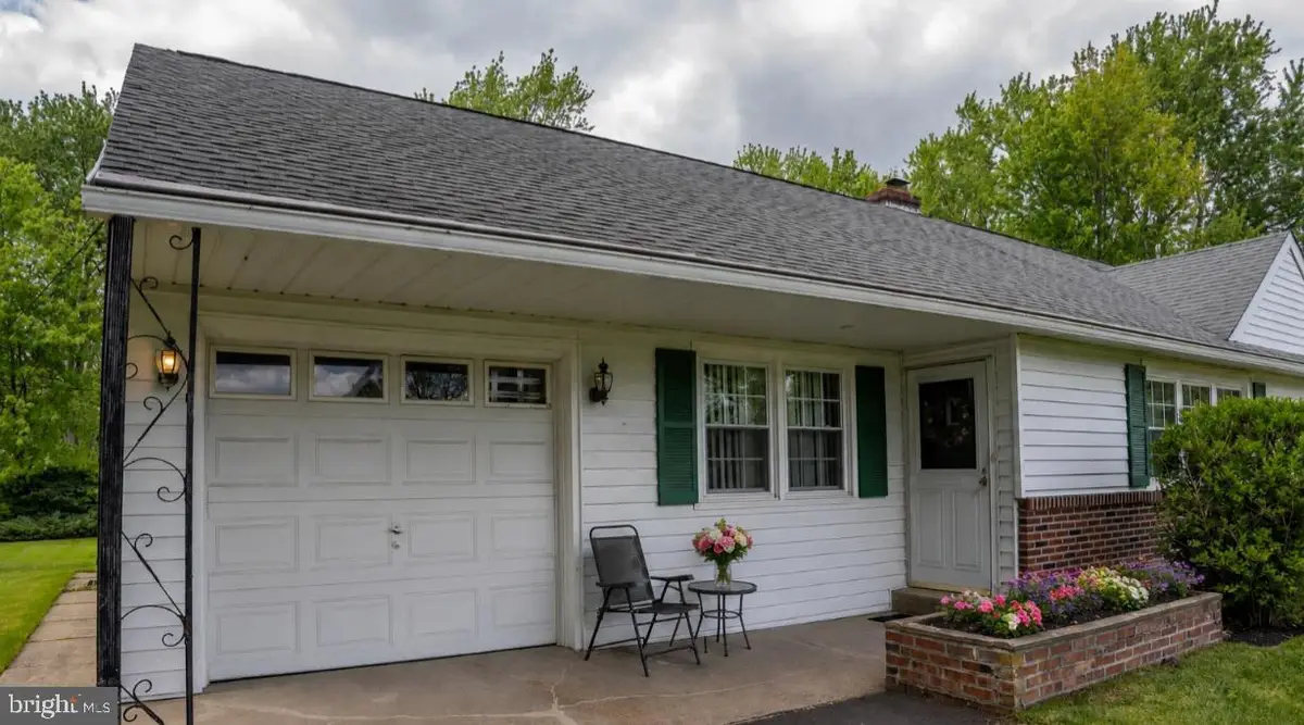 176 Marian Ave, Southampton, PA 18966 - #1
