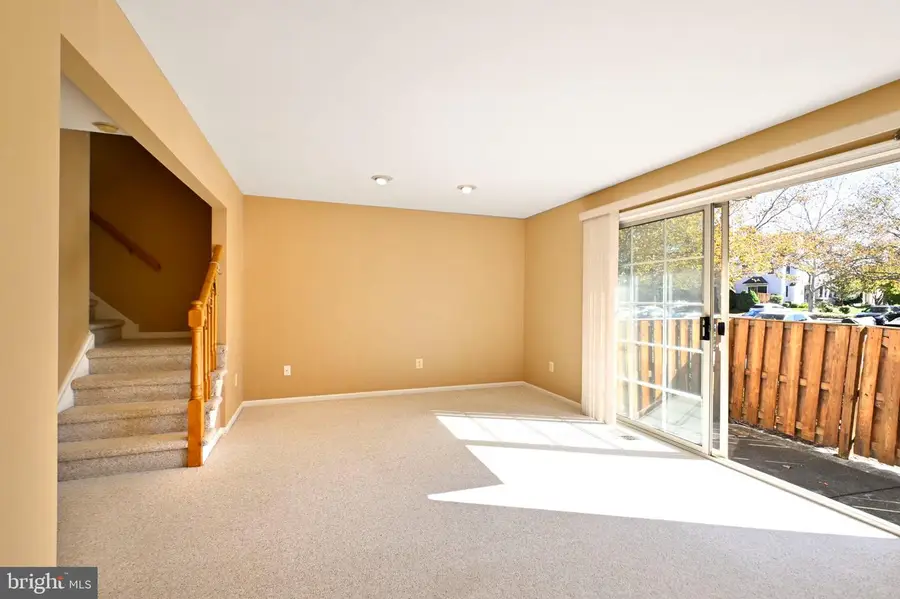 9102 Sheffield Dr, Yardley, PA 19067 - #3