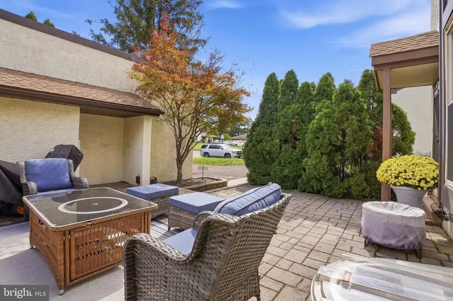 89 Queens Cir, Chalfont, PA 18914 - #3