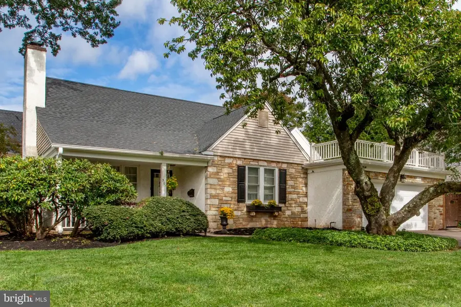 501 E Penn St, Newtown, PA 18940 - #2