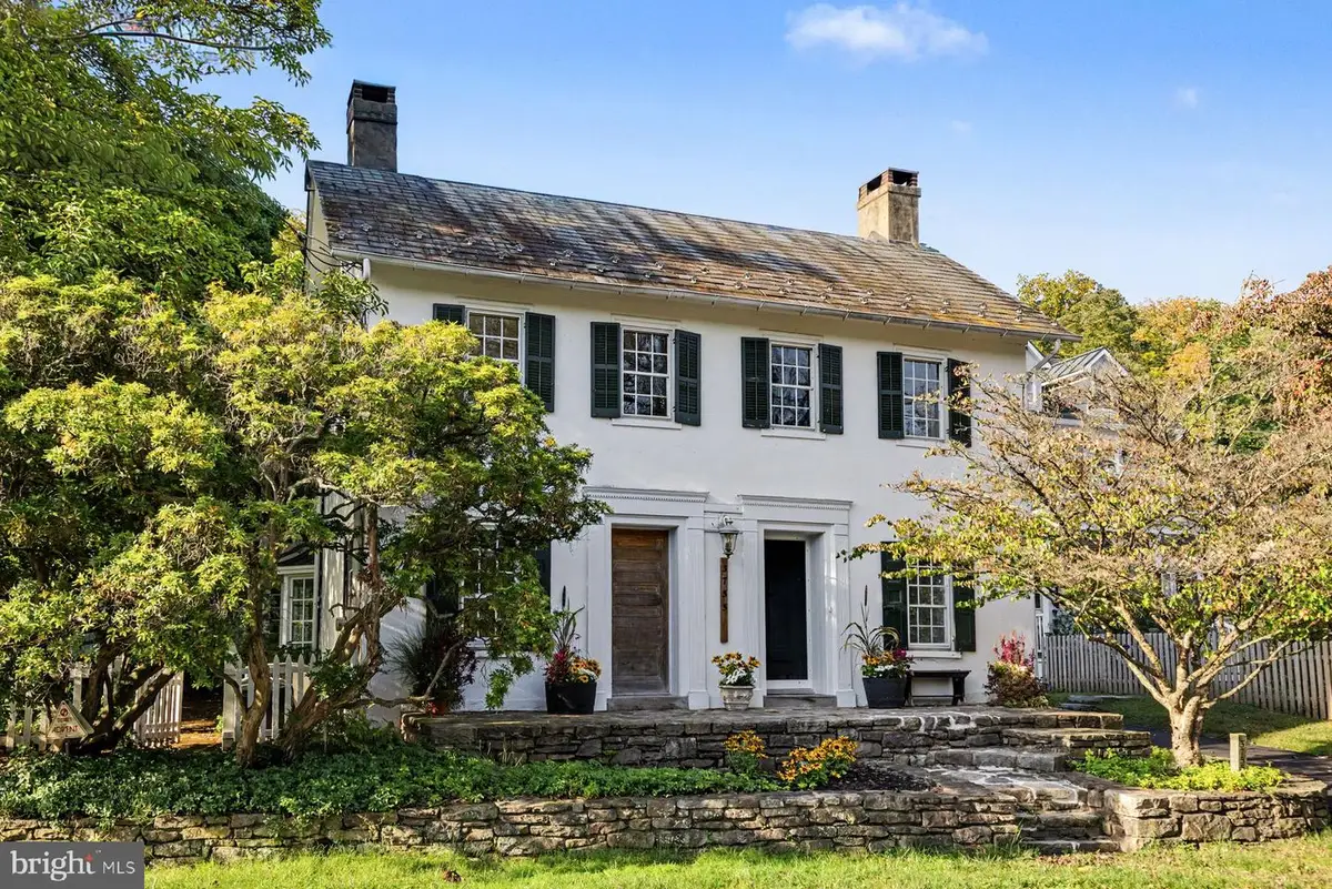 3755 River Rd, New Hope, PA 18938 - #1