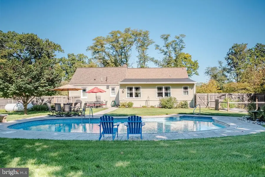 6724 Chapel Rd, New Hope, PA 18938 - #2