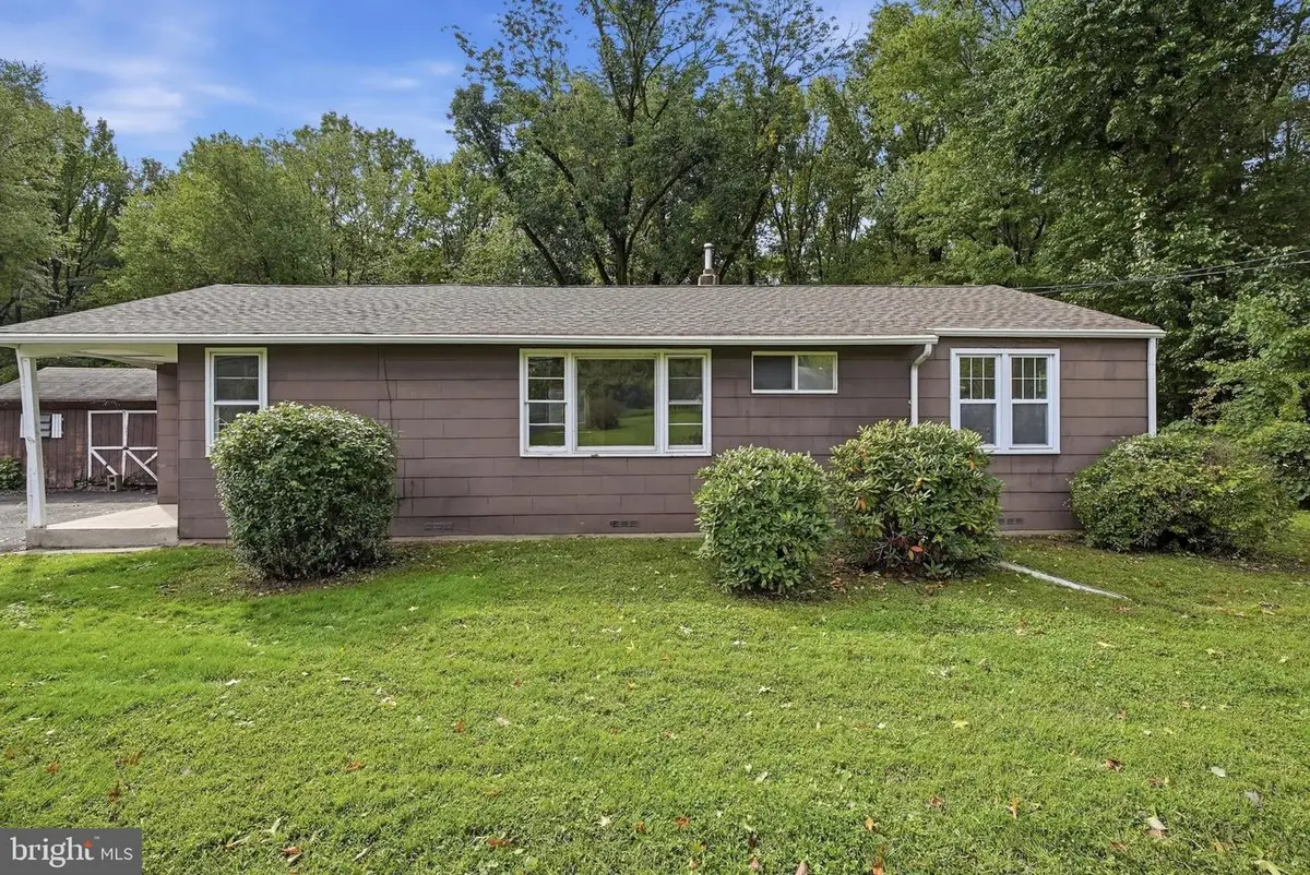 2584 Galloway Rd, Bensalem, PA 19020 - #1