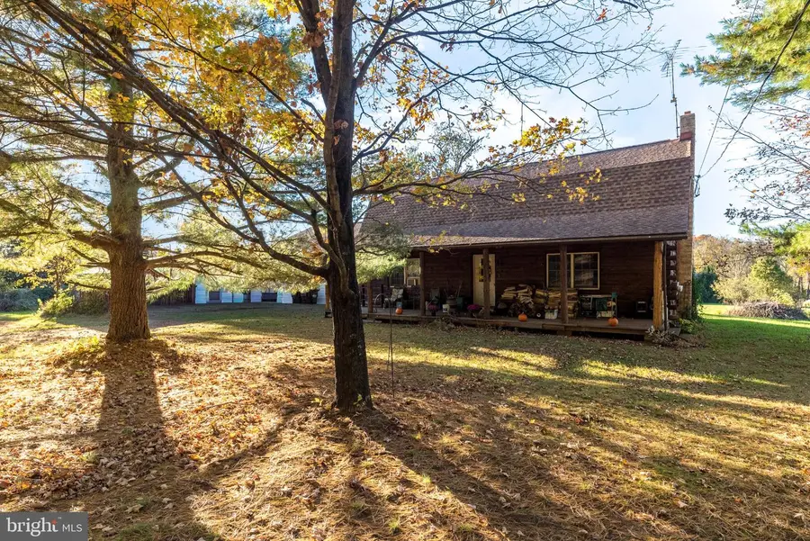 446 Irish Meetinghouse Rd, Perkasie, PA 18944 - #3