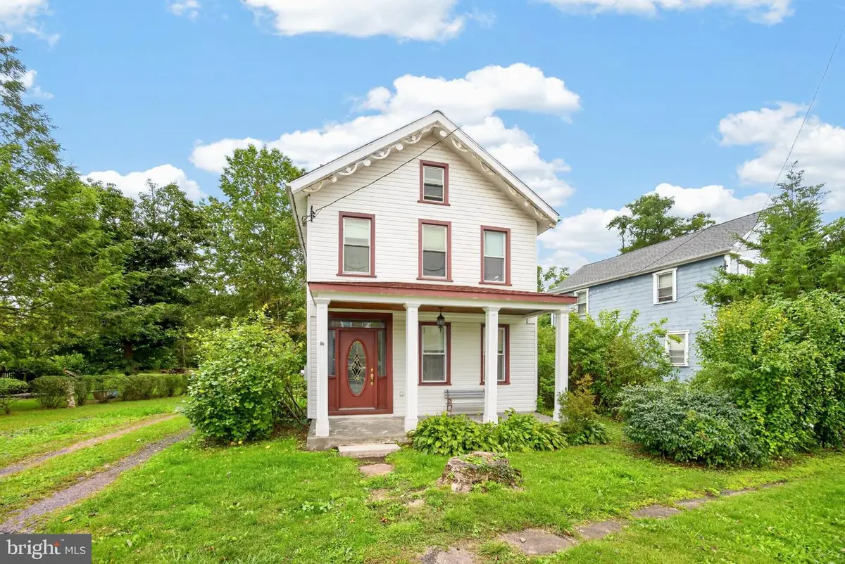 16 Hilltown Pike, Line Lexington, PA 18932 - #1