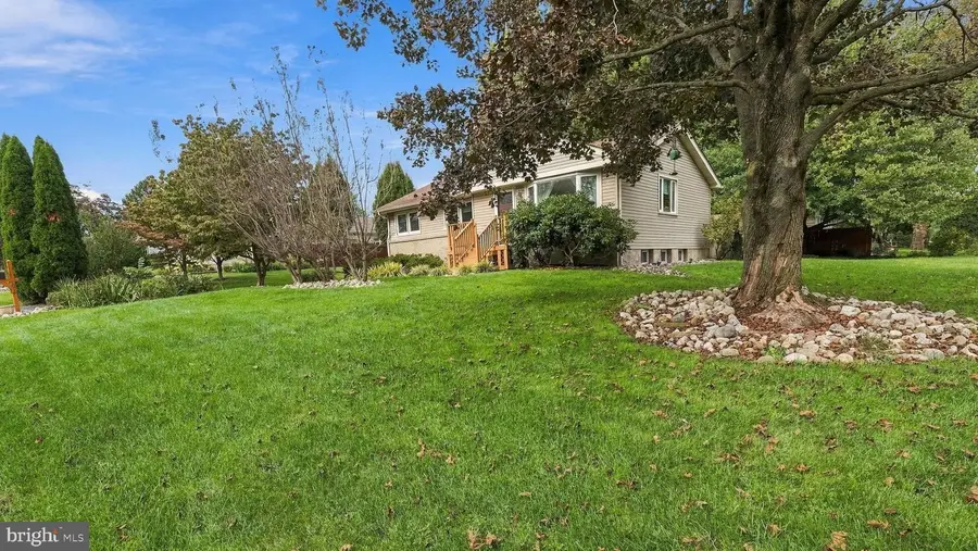 91 Taifer Ave, Doylestown, PA 18901 - #2