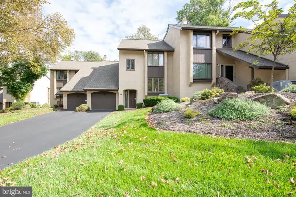 79 Golf Club Dr, LANGHORNE, PA 19047