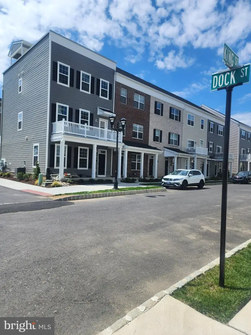 98 King St, Bensalem, PA 19020 - #1