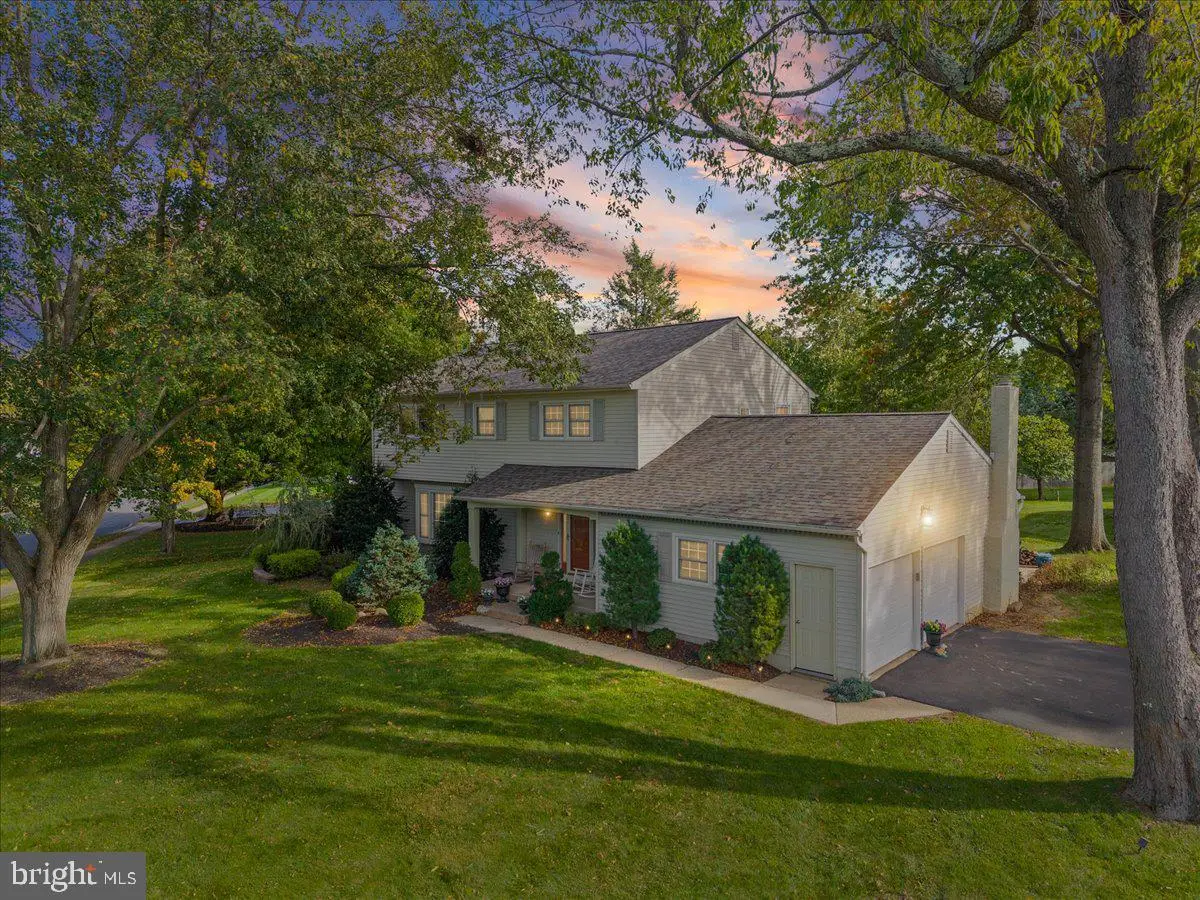 867 Olsen Dr, Yardley, PA 19067 - #1