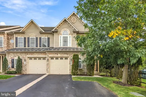 371 Village Way, CHALFONT, PA 18914