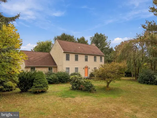 703 Broad St, PERKASIE, PA 18944