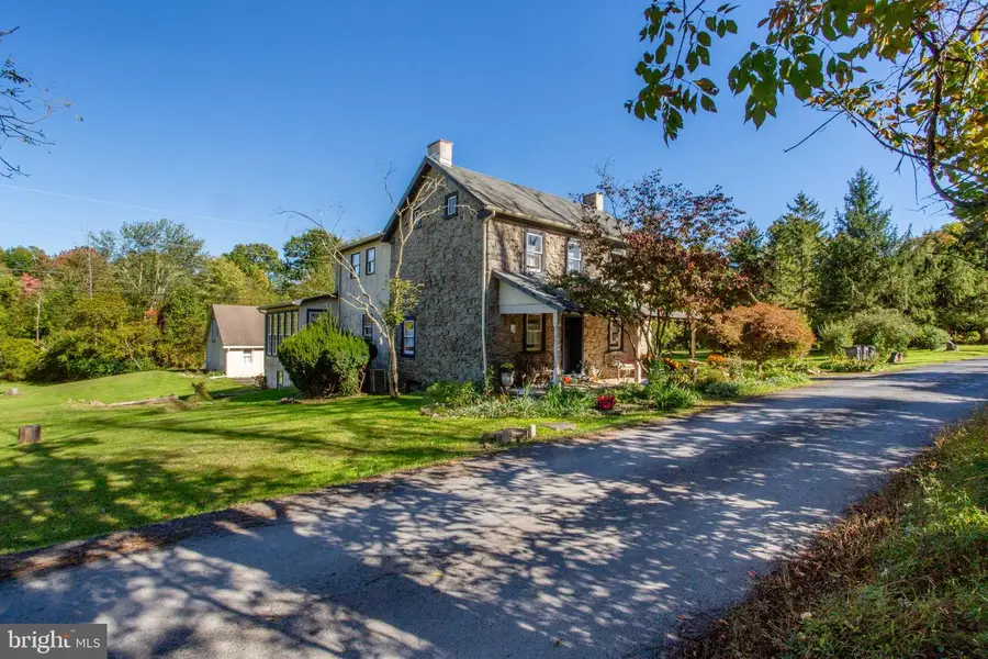 2845 Grouse Ln, Riegelsville, PA 18077 - #3