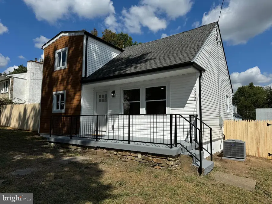 668 Elmwood Ave, Feasterville Trevose, PA 19053 - #3