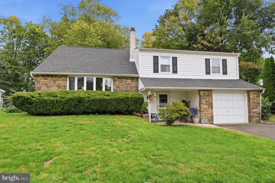 177 Share Dr, Morrisville, PA 19067 - #2