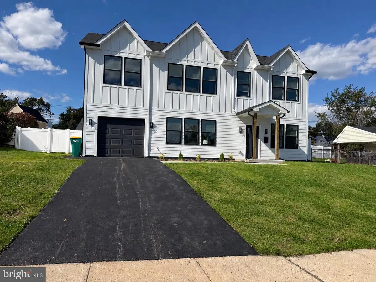 6 Apricot Ln, Levittown, PA 19055 - #1