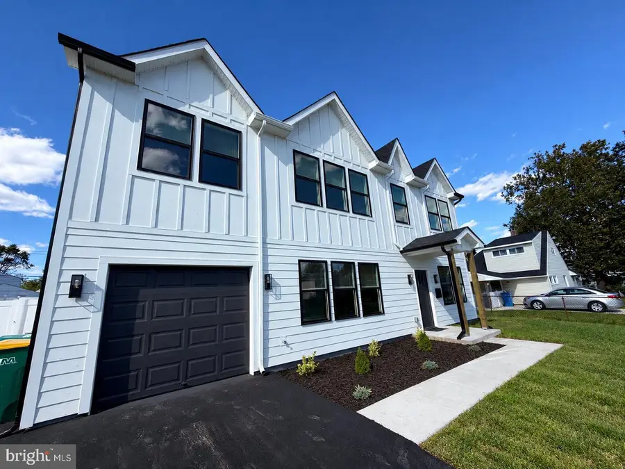 6 Apricot Ln, Levittown, PA 19055 - #2