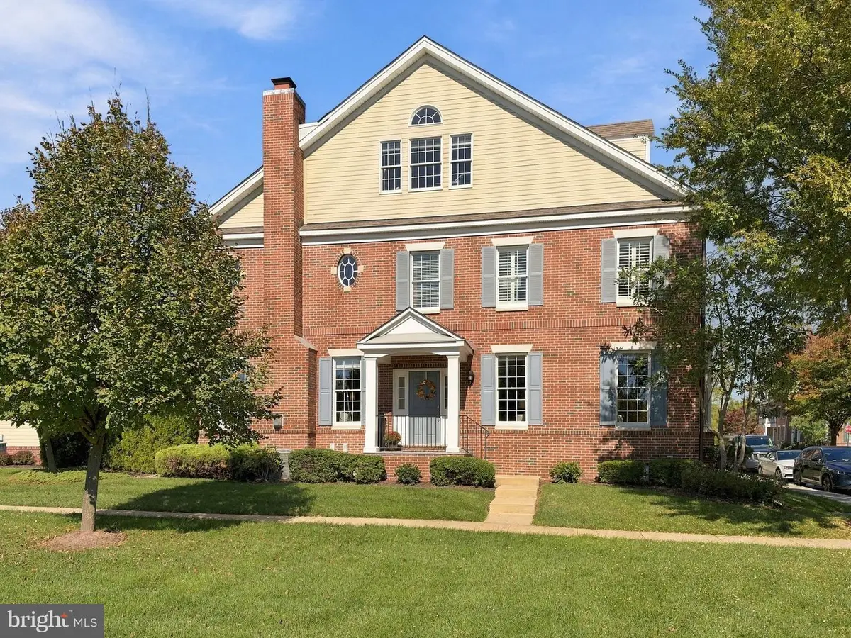 201 Worstall Aly, Newtown, PA 18940 - #1