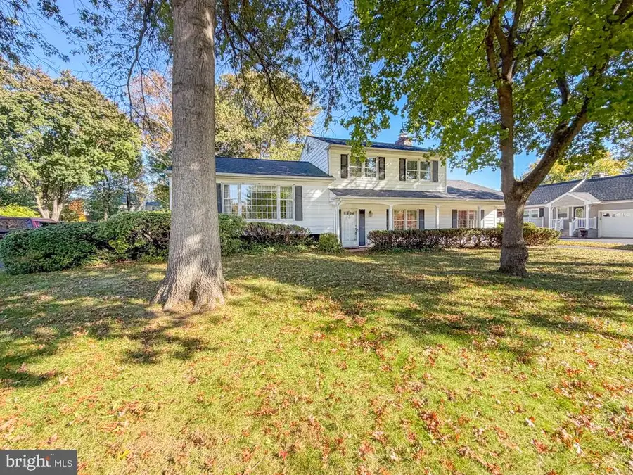 1702 S Crescent Blvd, Yardley, PA 19067 - #2