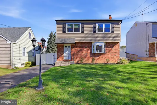 331 Cedar St, WARMINSTER, PA 18974