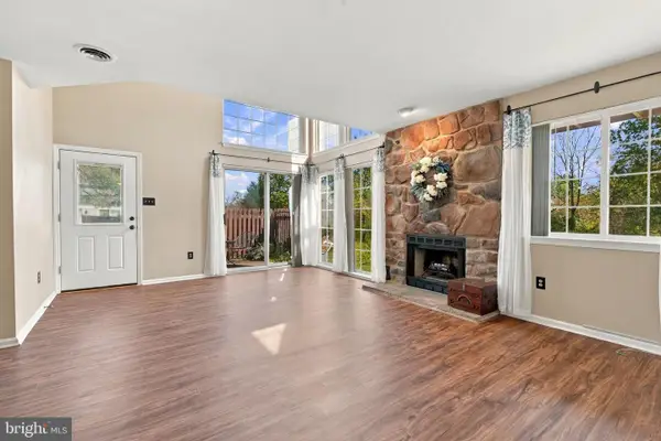 120 Wheatsheaf Ln, TELFORD, PA 18969