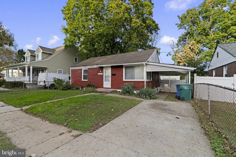 2213 Liberator St, Levittown, PA 19057 - #3