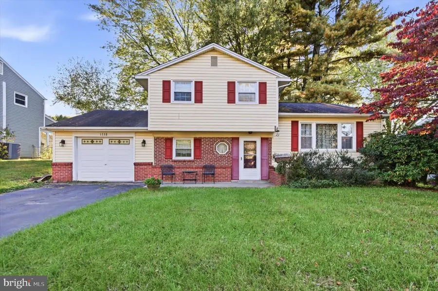 1338 Barness Dr, Warminster, PA 18974 - #2