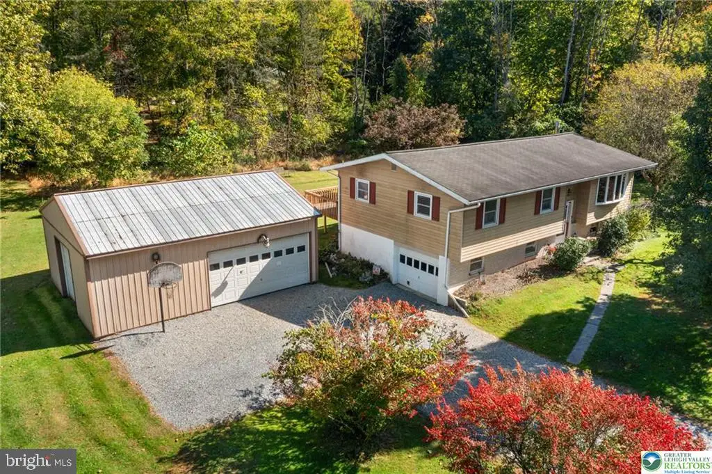 3073 Cooks Creek Rd, Riegelsville, PA 18077 - #1