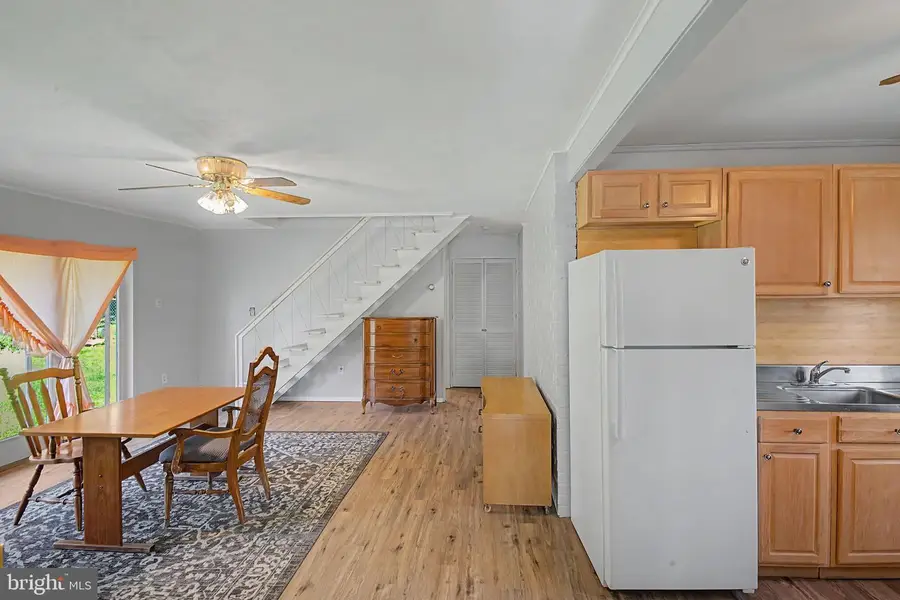 39 Hickory Ln, Levittown, PA 19055 - #3