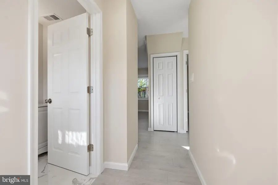 17 Idolstone Rd, Levittown, PA 19057 - #2