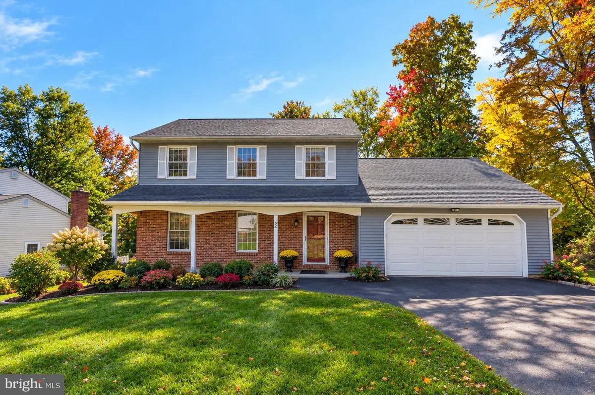 22 Stone Edge Rd, Sellersville, PA 18960 - #1