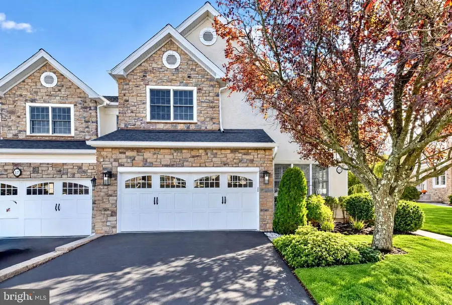 15 Brianna Rd, Holland, PA 18966 - #2