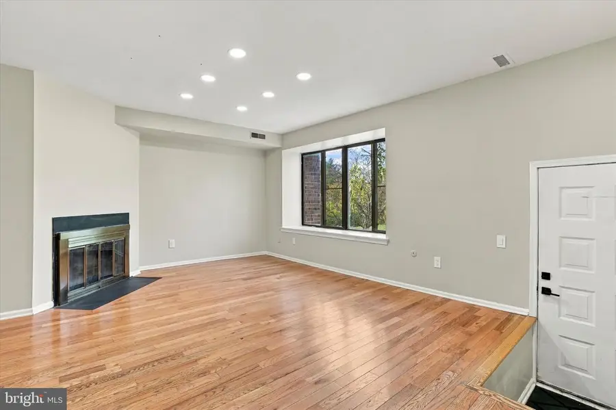 3257 Durham Pl, Holland, PA 18966 - #3