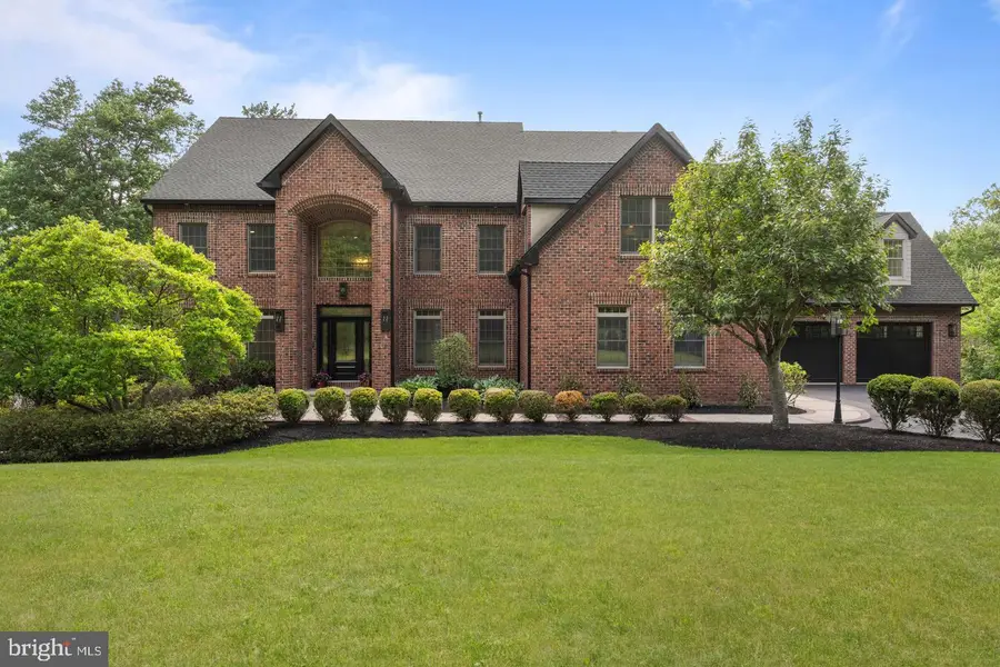 102 Pickwick Dr, Doylestown, PA 18901 - #3