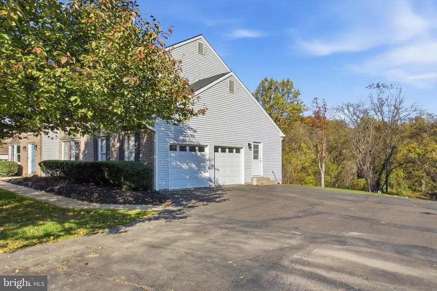 29 Bridgestone Dr, Langhorne, PA 19053 - #2