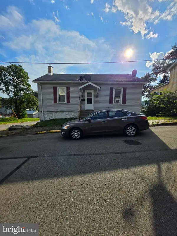670 5th Ave, FREEDOM, PA 15042