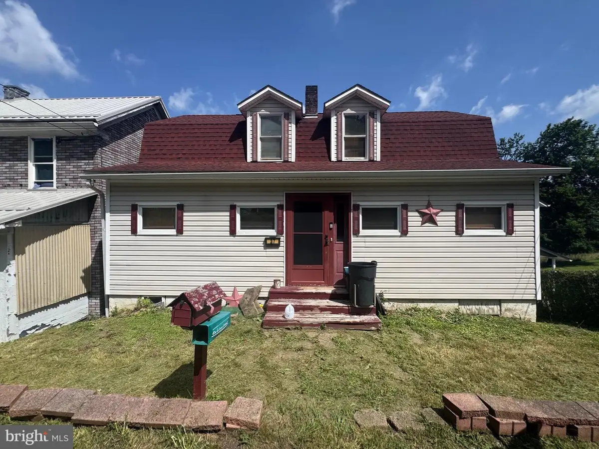 37 Drew St, Johnstown, PA 15906 - #1