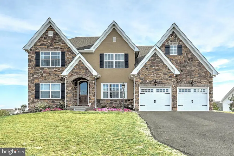101 Willard Way #ethan, Mechanicsburg, PA 17050 - Image #2