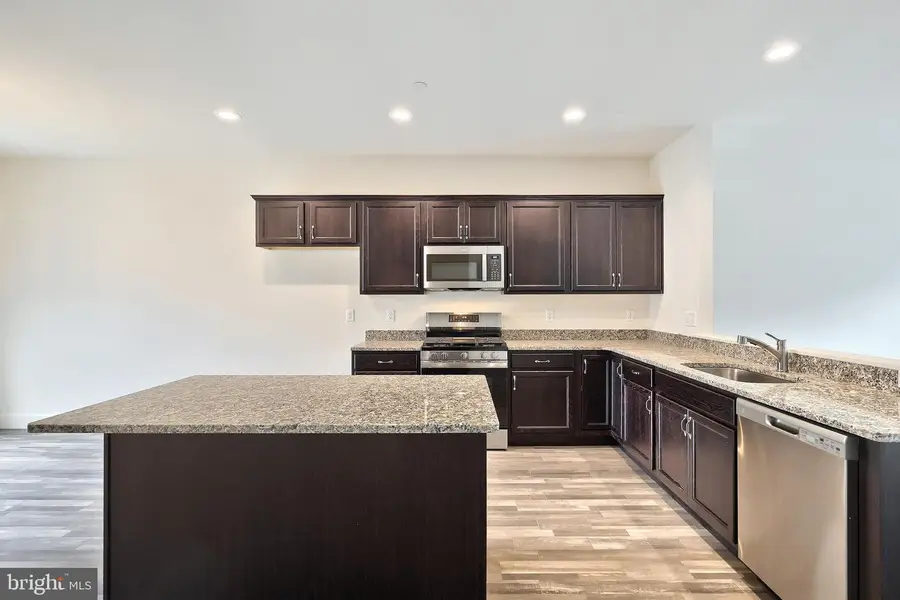 105 Madison Dr, Mechanicsburg, PA 17055 - Image #3