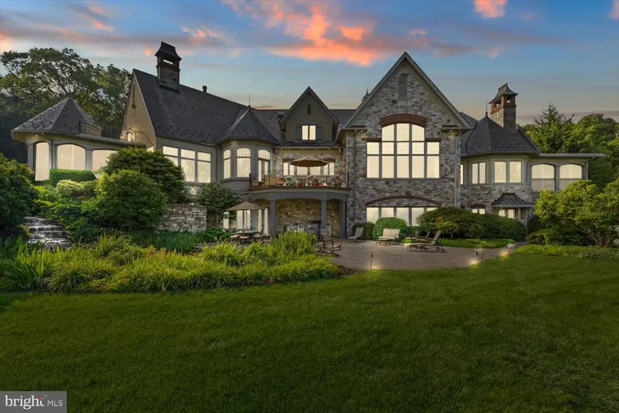 300 River Bend Dr, Enola, PA 17025 - Image #2