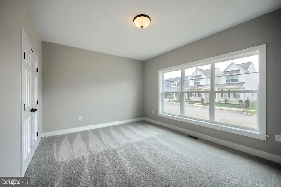 515 Estate Dr, Mechanicsburg, PA 17055 - Image #3