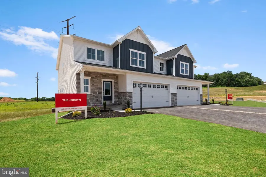 670 Brittany Drive, Mechanicsburg, PA 17055 - Image #2