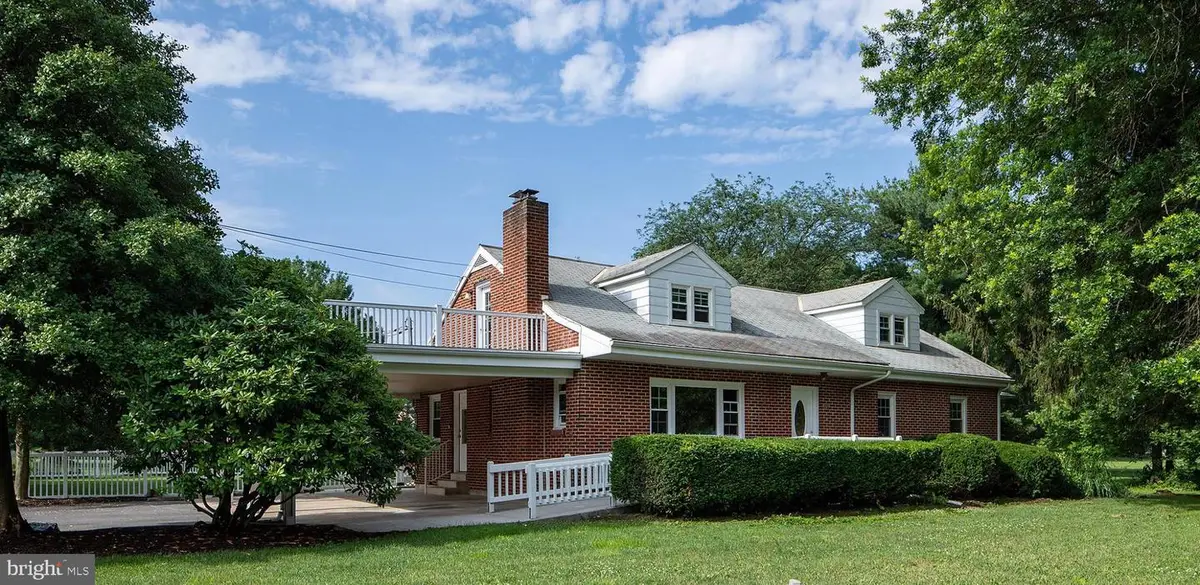 1239 W Trindle Rd, Mechanicsburg, PA 17055 - Image #1