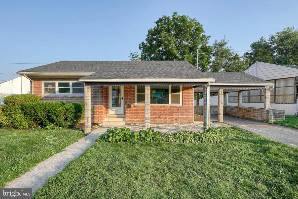 5 William Penn Dr, Camp Hill, PA 17011 - Image #1