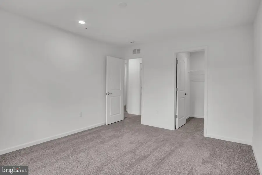 2147 S Autumn Chase Drive #24-04, Mechanicsburg, PA 17055 - Image #2