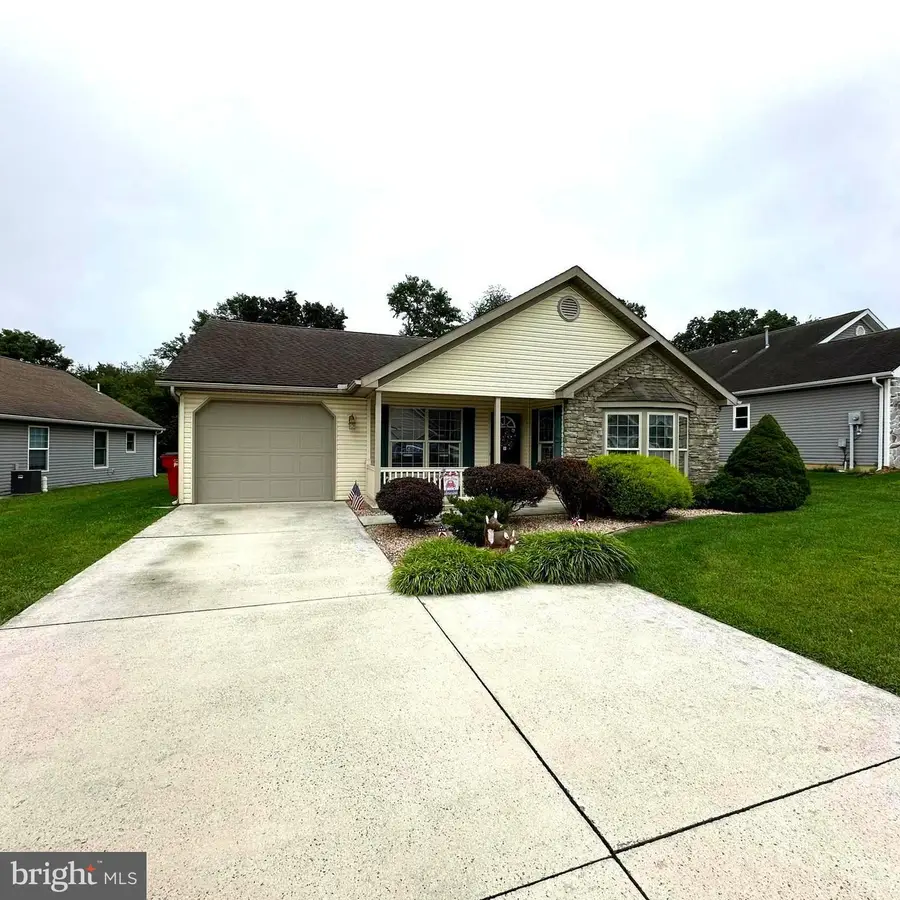 84 Lantern Ln, Shippensburg, PA 17257 - Image #2