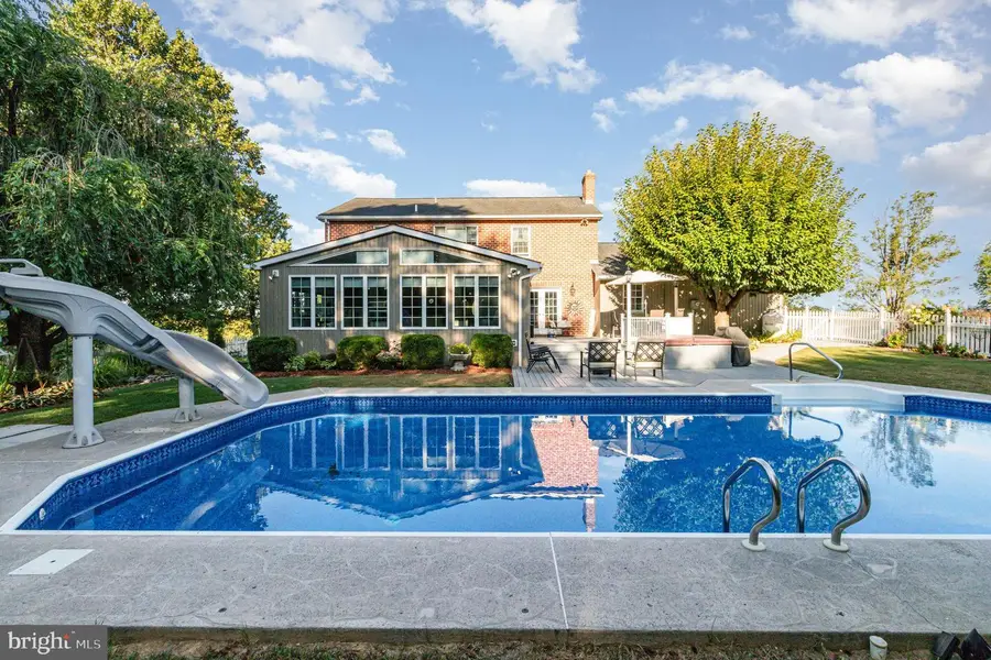 124 S Ridge Rd, Boiling Springs, PA 17007 - Image #3